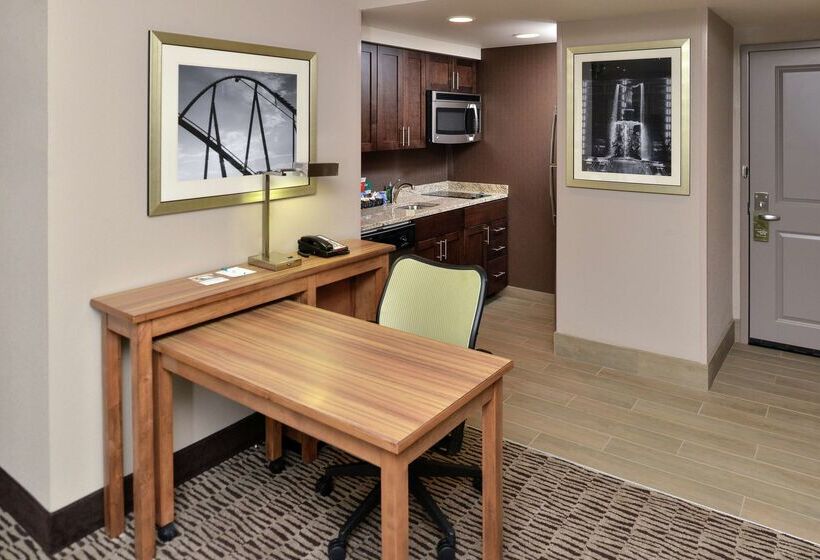 Отель Homewood Suites By Hilton Cincinnati Mason