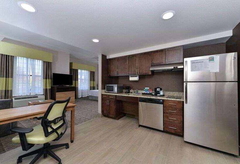 Отель Homewood Suites By Hilton Cincinnati Mason