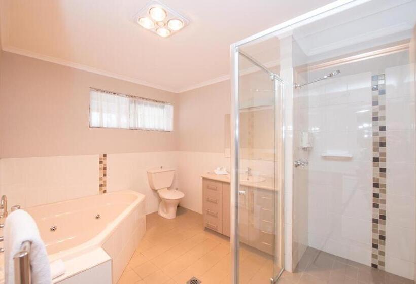 בית מלון כפרי Hume Country Motor Inn