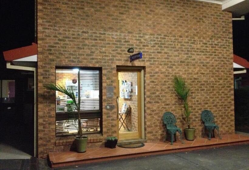 בית מלון כפרי Hume Country Motor Inn