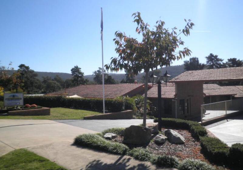 בית מלון כפרי Hume Country Motor Inn