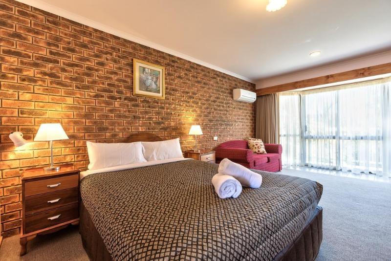 בית מלון כפרי Hume Country Motor Inn