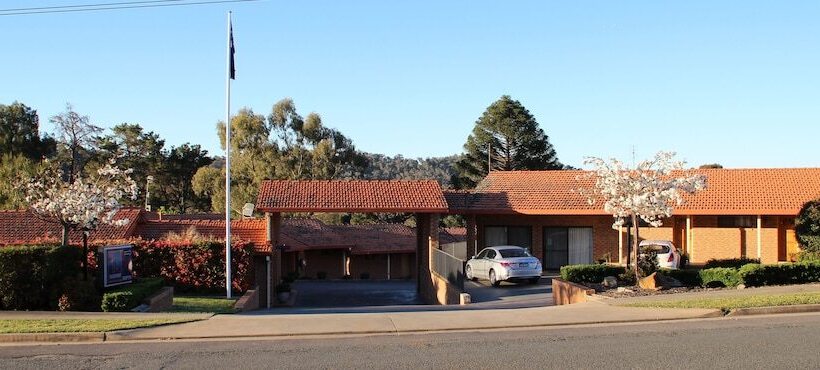 בית מלון כפרי Hume Country Motor Inn