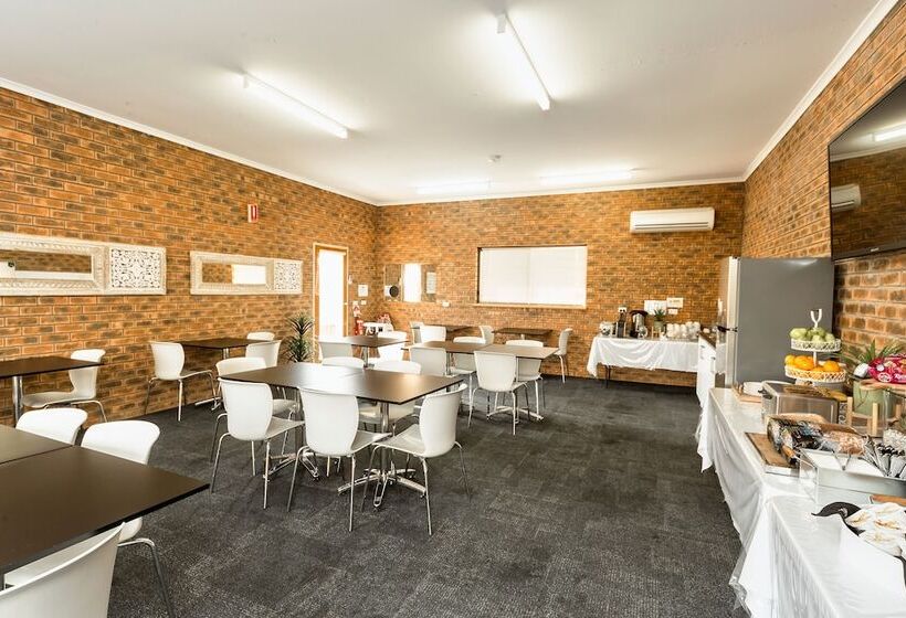 בית מלון כפרי Hume Country Motor Inn