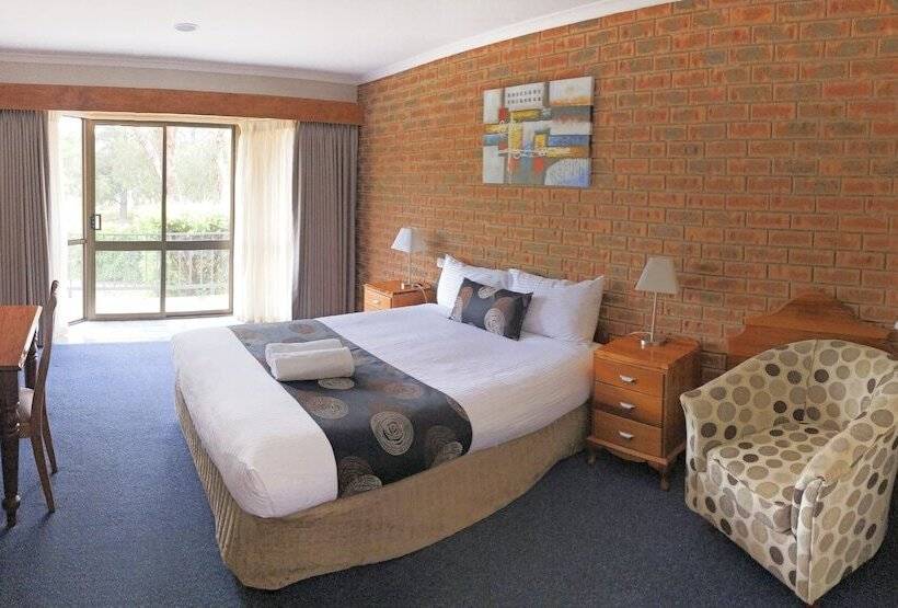 בית מלון כפרי Hume Country Motor Inn