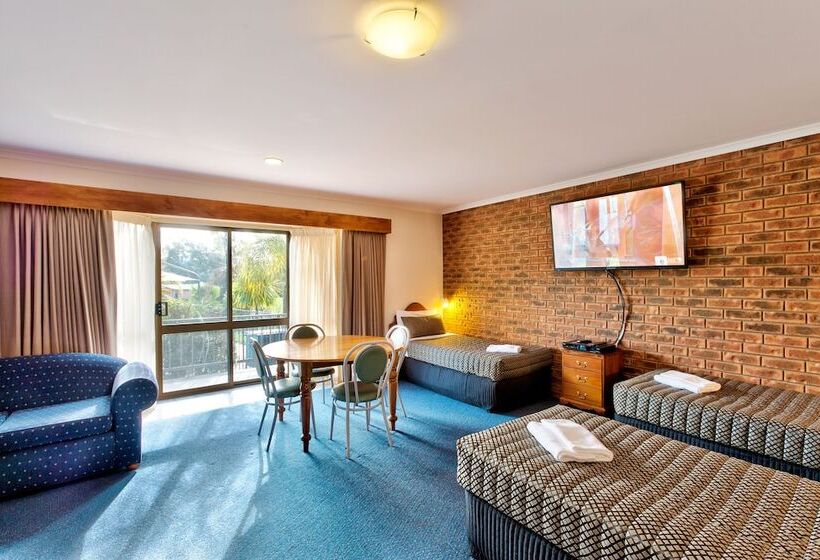 בית מלון כפרי Hume Country Motor Inn