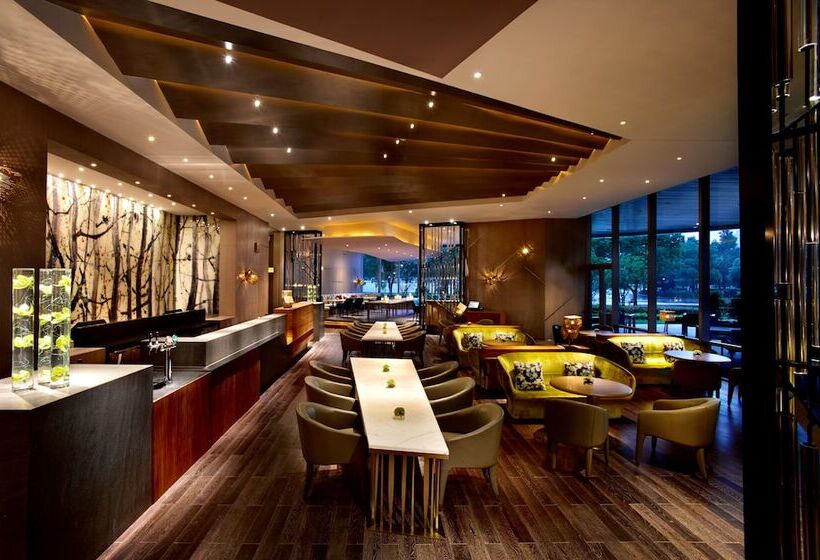 Отель Hyatt Regency Suzhou