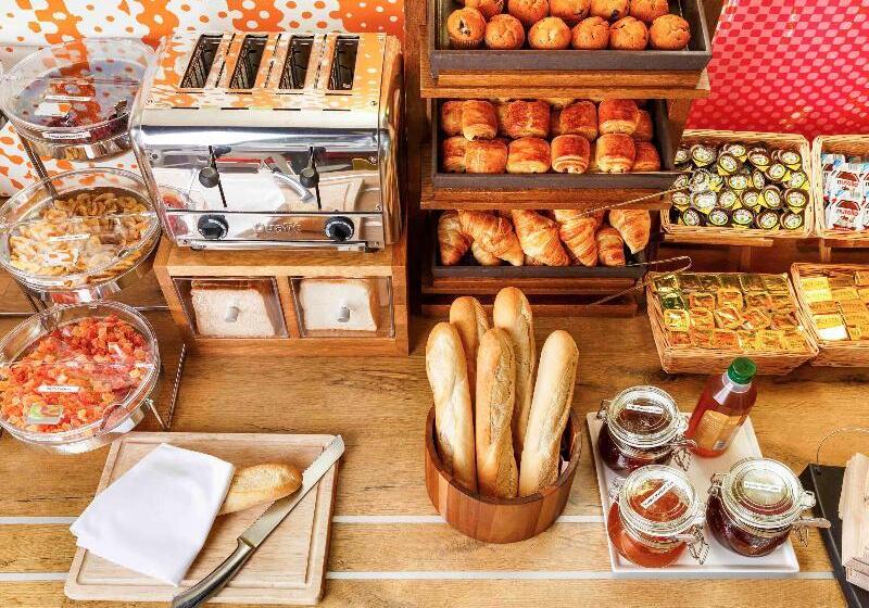 בית מלון כפרי Ibis Budget Southampton Centre