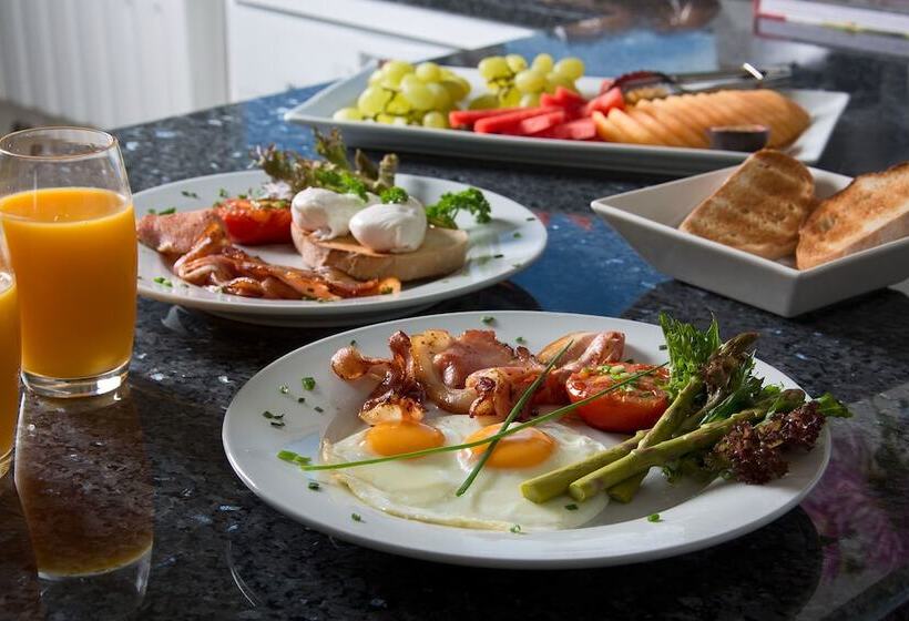 בית מלון כפרי Katoomba Manor