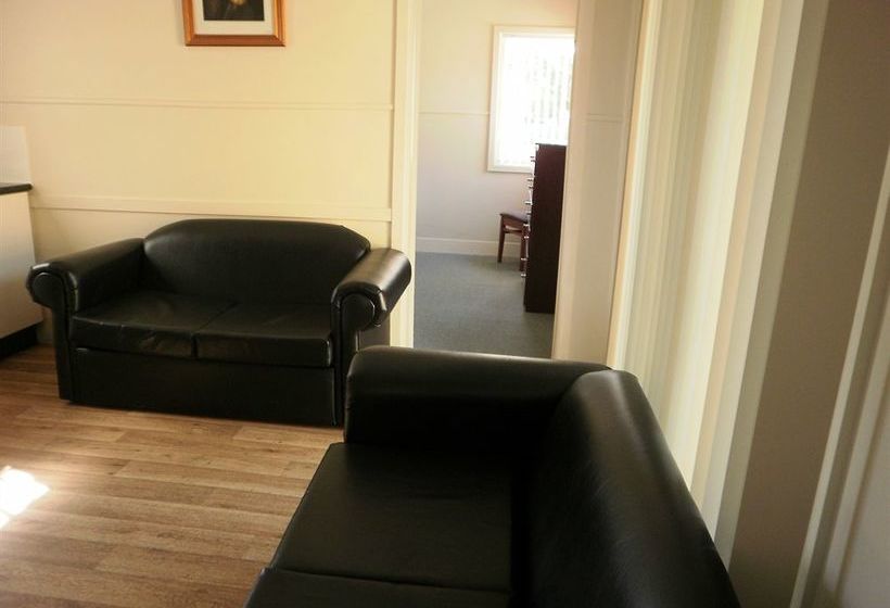 酒店 Kickback Cottages