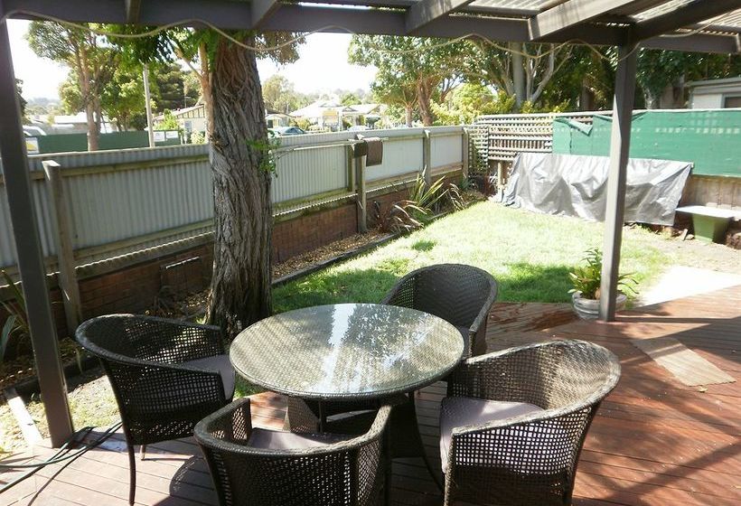 酒店 Kickback Cottages