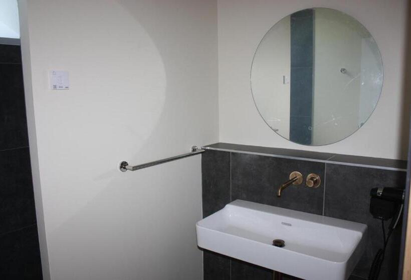 בית מלון כפרי La Ferme Blanche, The Originals Relais