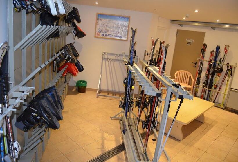 בית מלון כפרי Ladina