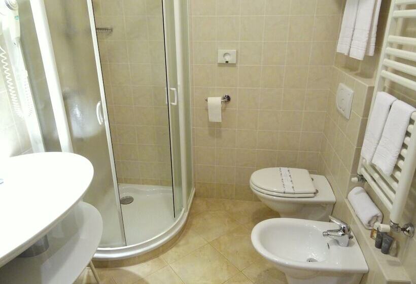 Отель Larice Bianco