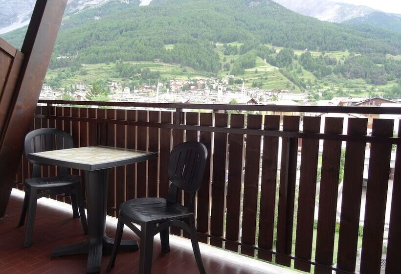 Отель Larice Bianco