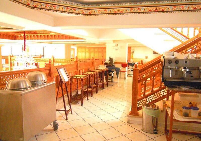 Majliss Hotel Downtown