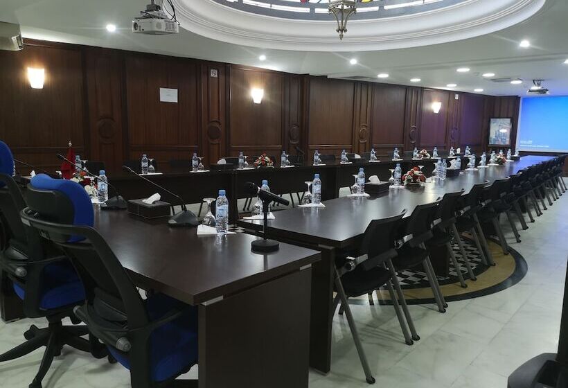 Majliss Hotel Downtown