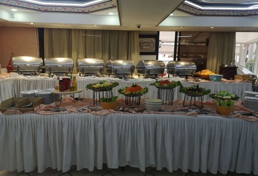 Majliss Hotel Downtown