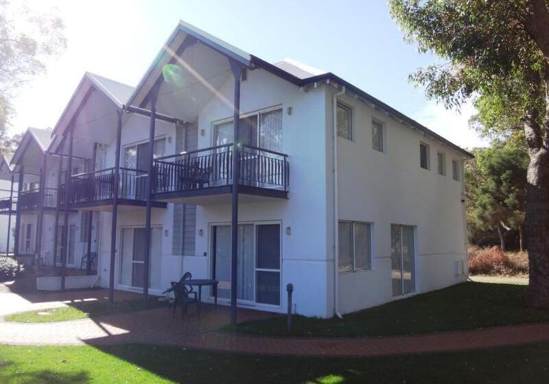 هتل Mandurah Quay Resort