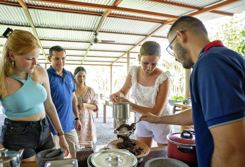 فندق Maquenque Ecolodge