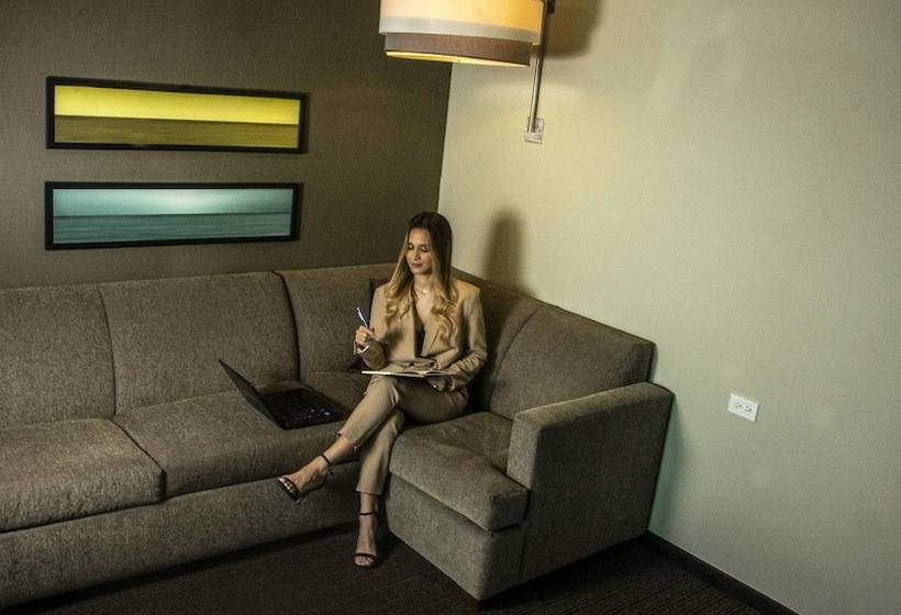 Отель Marinn Place Financial District