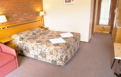 هتل Monte Villa Motor Inn