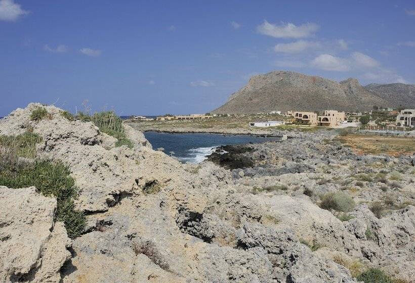 호텔 Nanakis Beach Apartments