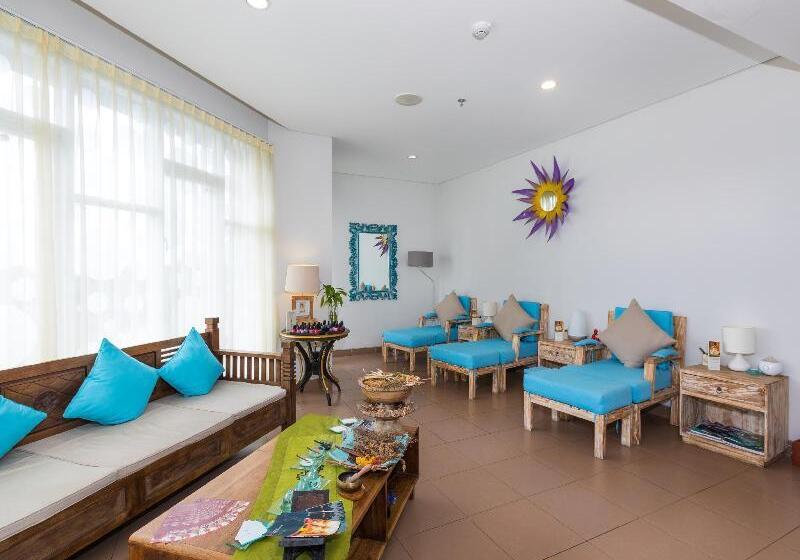 酒店 Neo Denpasar By Aston