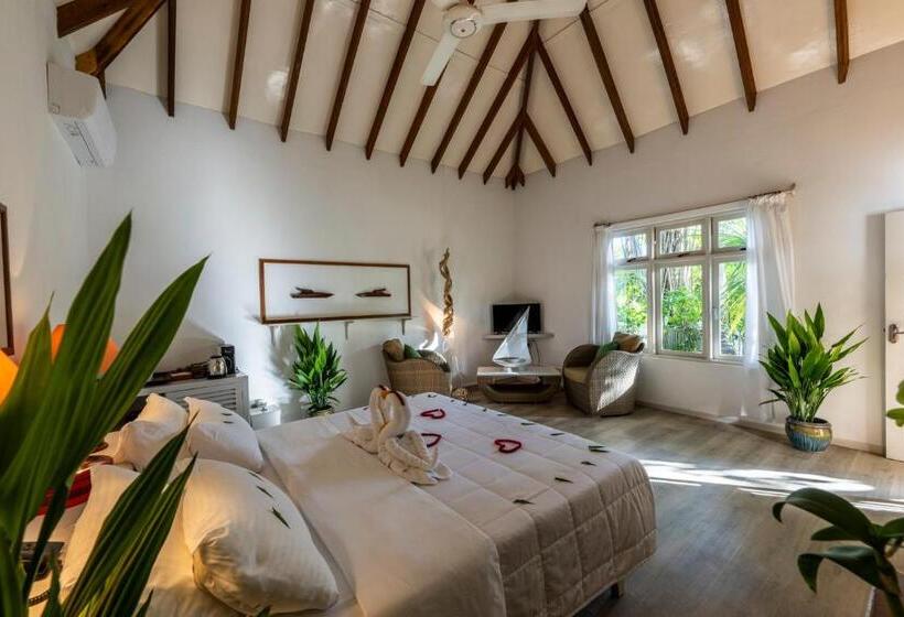 Hotel Nika Island Resort & Spa, Maldives