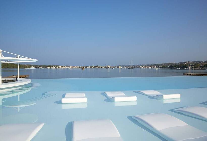호텔 Nikki Beach Resort & Spa Porto Heli