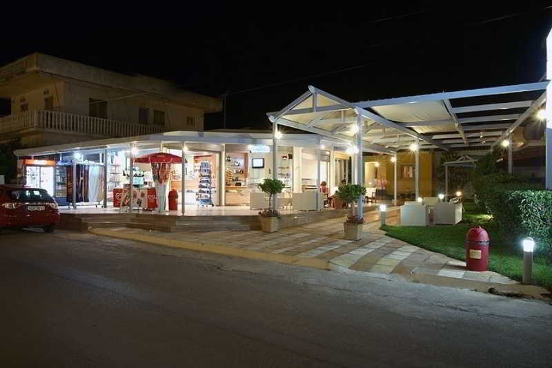 酒店 Niriides Apartments