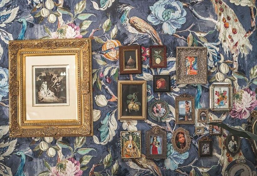 Отель Noosa Valley Manor B&b