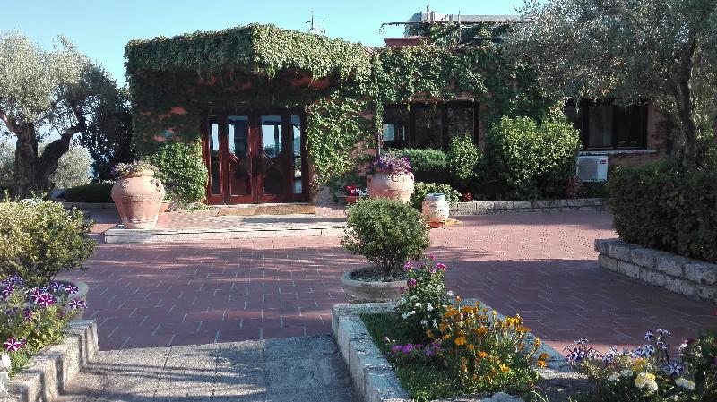 فندق Villaggio Porto Rhoca