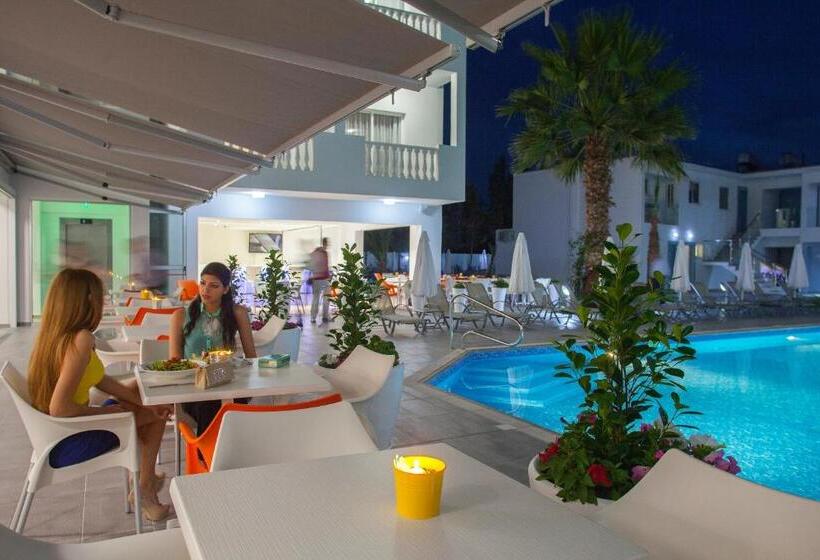 Princessa Vera Hotel Apartments