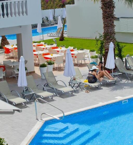 Princessa Vera Hotel Apartments