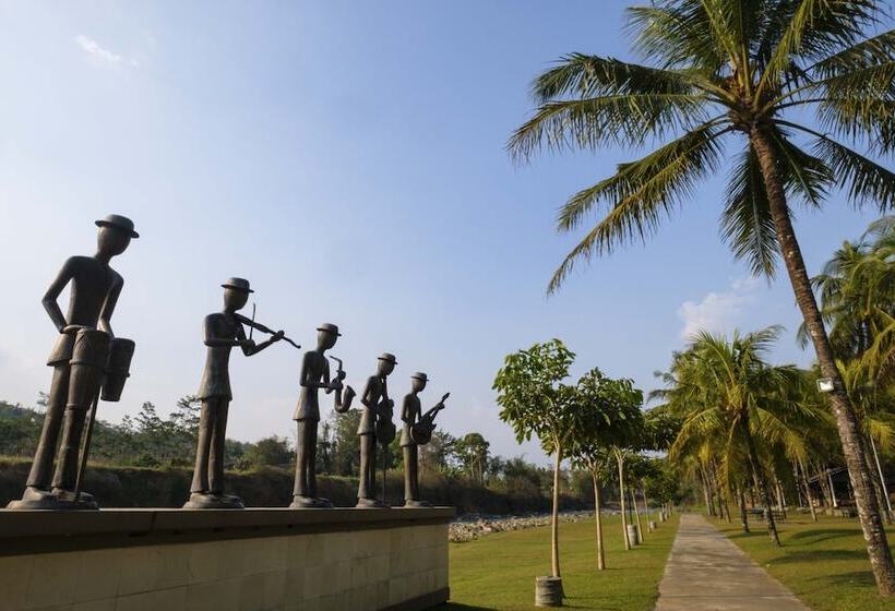 Puri Asri Hotel & Resort