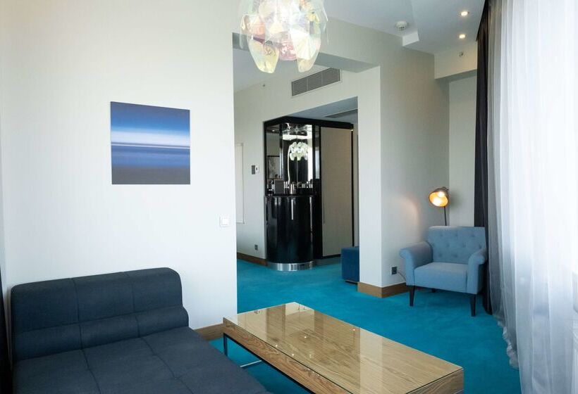 Radisson Blu Hotel, Chelyabinsk