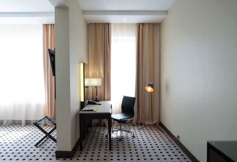 Radisson Blu Hotel, Chelyabinsk