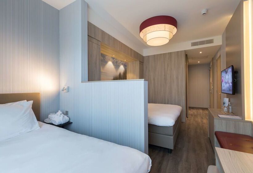 Отель Ramada The Hague Scheveningen