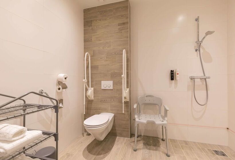 Отель Ramada The Hague Scheveningen