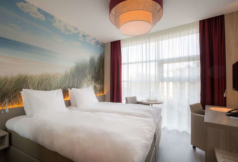 Отель Ramada The Hague Scheveningen