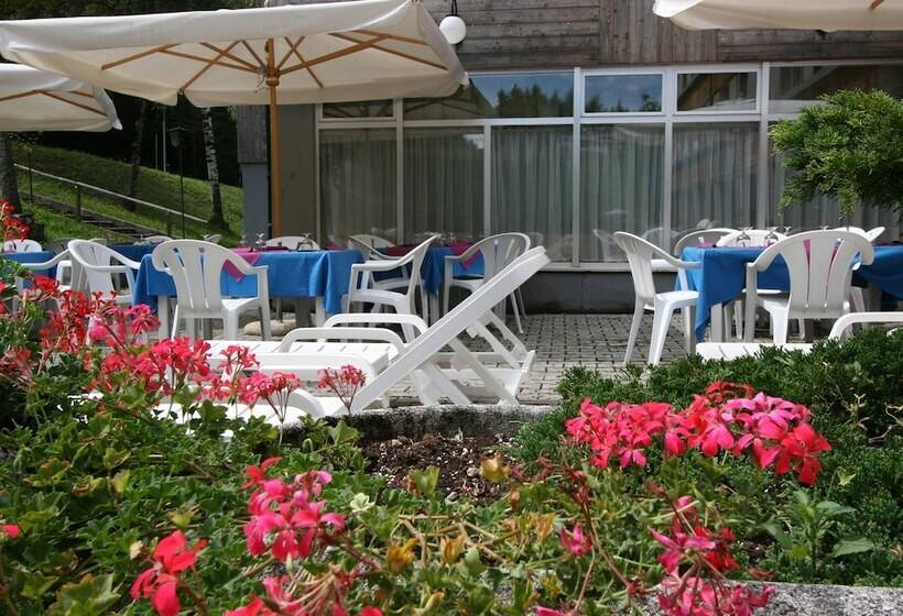 בית מלון כפרי Residence Kristall