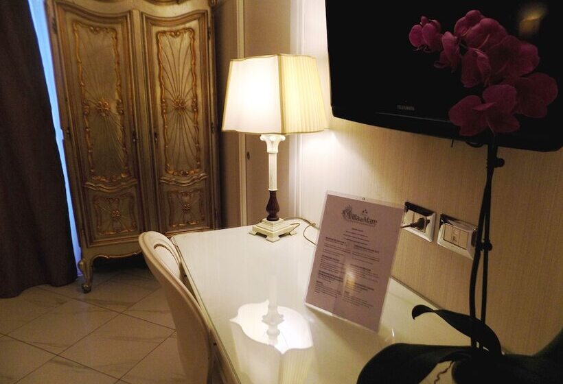 هتل Residence Villa Del Mare