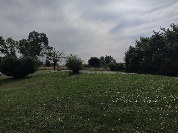 Отель Restaurant Du Lac Agen