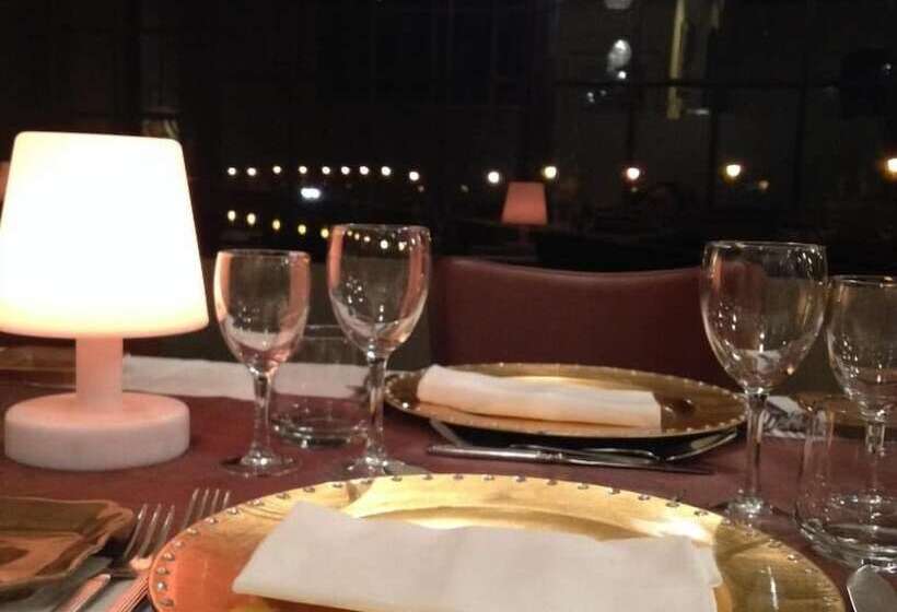 Отель Restaurant Du Lac Agen