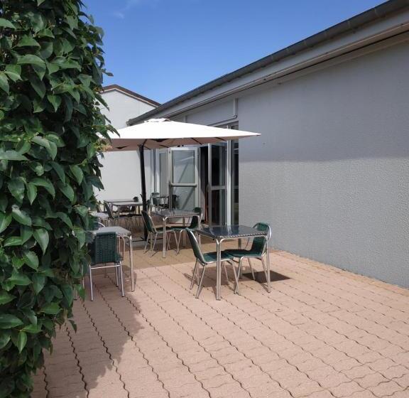 Отель Restaurant Du Lac Agen