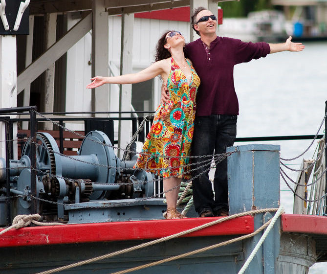 هتل Romantic Getaways At Riverview Rise Retreats