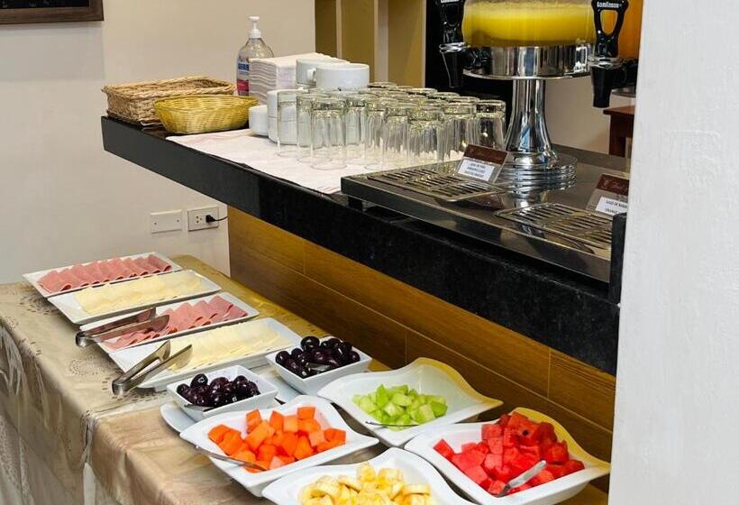 בית מלון כפרי Rojas Inn