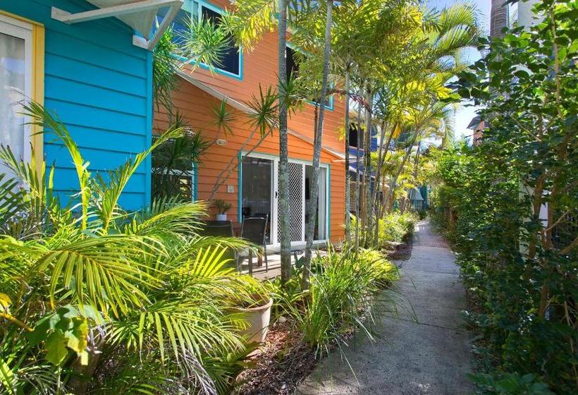 هتل Sails Lifestyle Resort