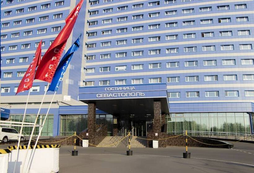 هتل Sevastopol Modern